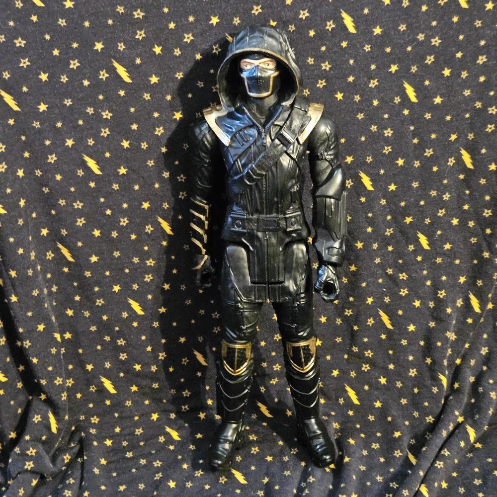 Hasbro Marvel RONIN Action Figure Avengers Endgame Titan‎ Hero Series Hawkeye